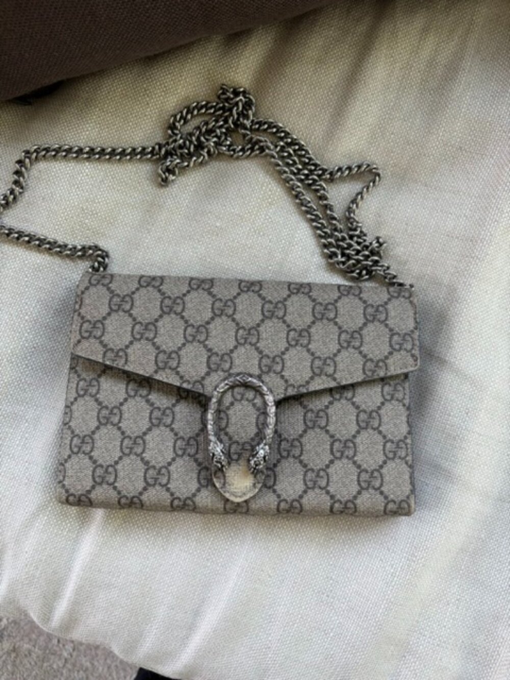 Gucci - Picture 2 of 10